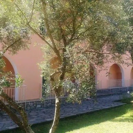 Hotel Rossis 3*