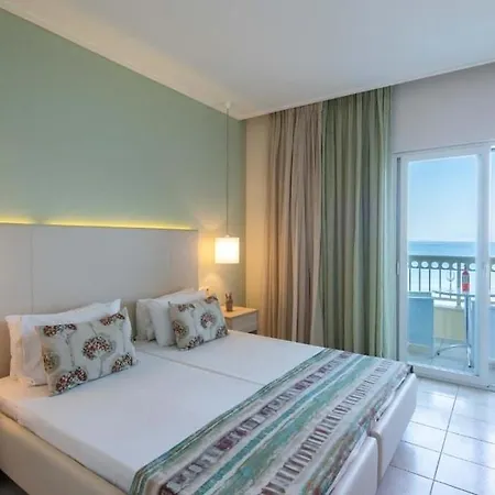 Rossis Hotel 3*