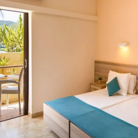 Hotel Rossis 3*